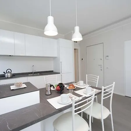 Regina Apt Apartamento Mezzegra